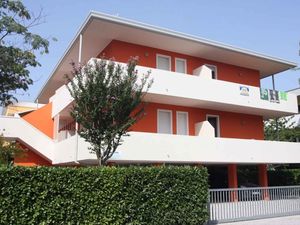 23770951-Ferienwohnung-4-Bibione-300x225-3