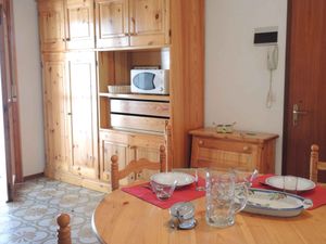 23770953-Ferienwohnung-8-Bibione-300x225-4