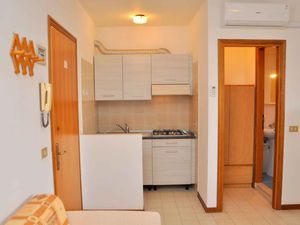 23770966-Ferienwohnung-4-Bibione-300x225-3