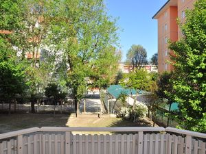 23771013-Ferienwohnung-4-Bibione-300x225-4