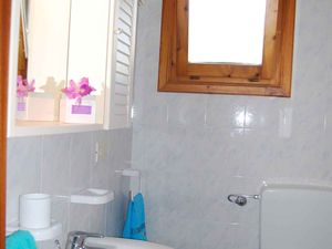 23771019-Ferienwohnung-6-Bibione-300x225-5