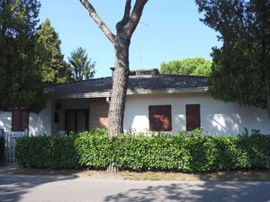 23771042-Ferienwohnung-5-Bibione-300x225-1