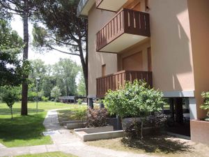 23770863-Ferienwohnung-4-Bibione-300x225-1