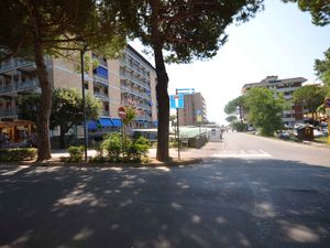 23771710-Ferienwohnung-4-Bibione-300x225-2