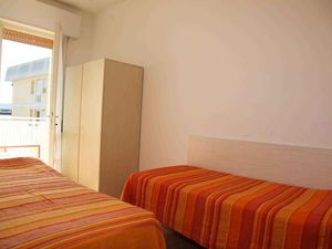 23772766-Ferienwohnung-5-Bibione-300x225-3