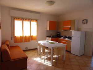 23772766-Ferienwohnung-5-Bibione-300x225-4