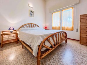 23769780-Ferienwohnung-6-Bibione-300x225-1