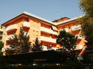 23771016-Ferienwohnung-5-Bibione-300x225-5