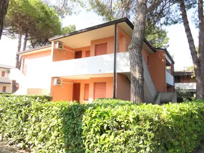 Ferienwohnung für 5 Personen (35 m²) in Bibione 1/10