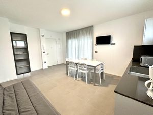 23925684-Ferienwohnung-12-Bibione-300x225-4