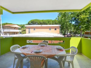 23761821-Ferienwohnung-5-Bibione-300x225-3