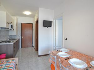 23761891-Ferienwohnung-5-Bibione-300x225-2