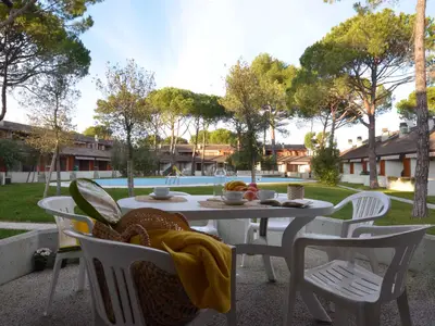 Ferienwohnung für 8 Personen (55 m²) in Bibione 2/10
