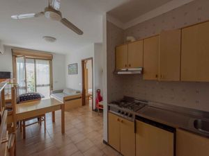 24035888-Ferienwohnung-6-Bibione-300x225-4