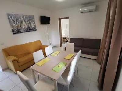 Ferienwohnung für 6 Personen (45 m²) in Bibione 3/10