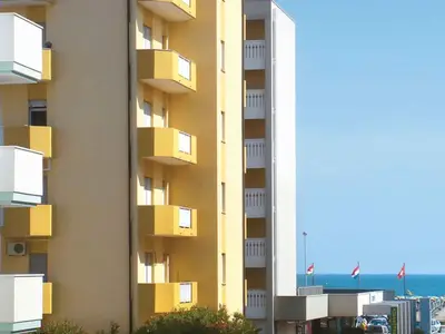 Ferienwohnung für 5 Personen (45 m²) in Bibione 4/10