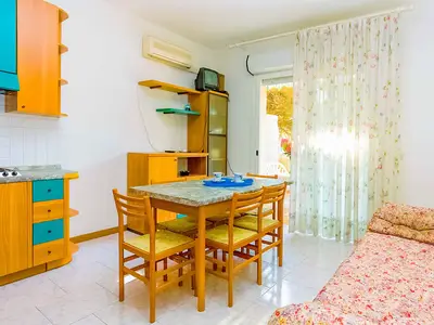 Ferienwohnung für 6 Personen (55 m²) in Bibione 9/10