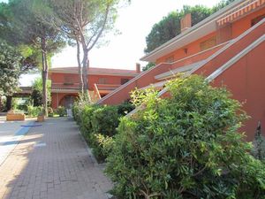 22946639-Ferienwohnung-7-Bibione-300x225-5