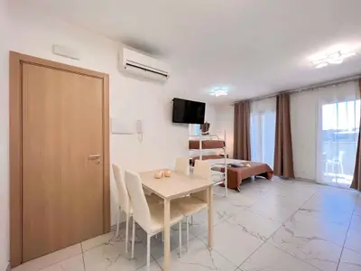 Ferienwohnung für 6 Personen (45 m²) in Bibione 5/10