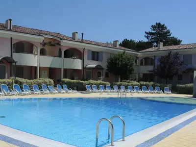 Ferienwohnung für 5 Personen (45 m²) in Bibione 4/10