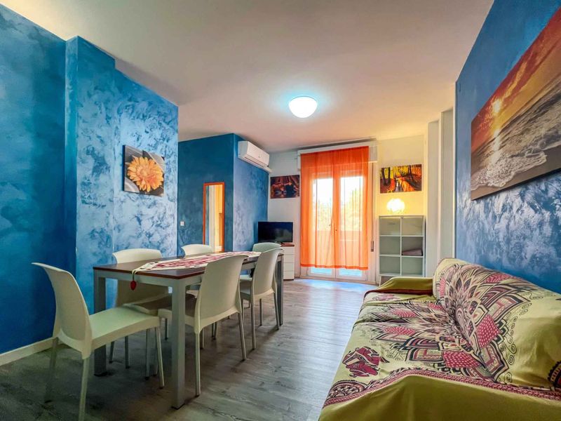 24047983-Ferienwohnung-6-Bibione-800x600-0