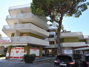 23837929-Ferienwohnung-5-Bibione-300x225-1