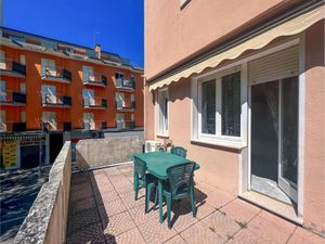 24052764-Ferienwohnung-8-Bibione-300x225-0