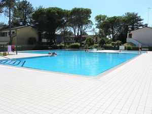 22945797-Ferienwohnung-5-Bibione-300x225-0