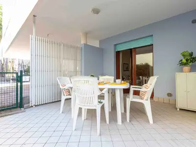 Ferienwohnung für 6 Personen (60 m²) in Bibione 2/10