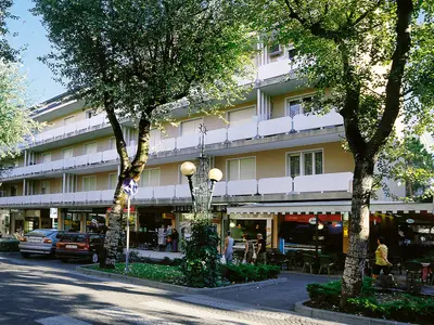 Ferienwohnung für 8 Personen (70 m²) in Bibione 1/10