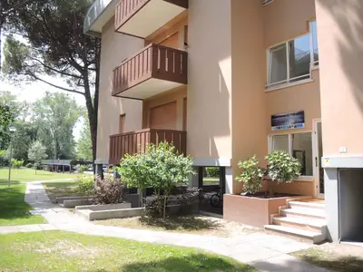 Ferienwohnung für 5 Personen (45 m²) in Bibione 2/10