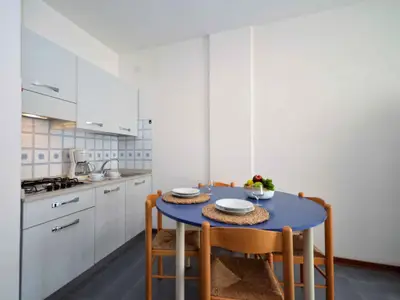 Ferienwohnung für 5 Personen (40 m²) in Bibione 4/10