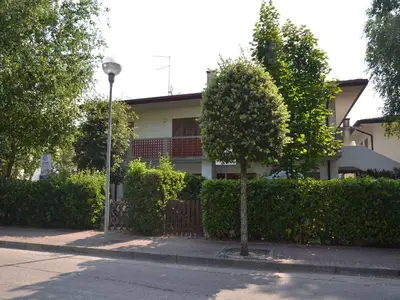 Ferienwohnung für 6 Personen (55 m²) in Bibione 1/10
