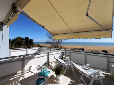 Ferienwohnung für 8 Personen (60 m²) in Bibione 2/10