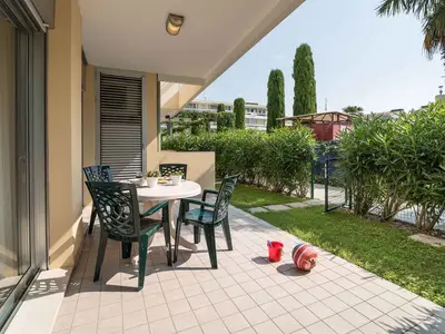 Ferienwohnung für 6 Personen (46 m²) in Bibione 3/10