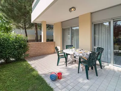 Ferienwohnung für 6 Personen (46 m²) in Bibione 4/10