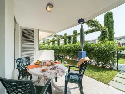 Ferienwohnung für 6 Personen (46 m²) in Bibione 4/10