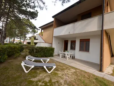 Ferienwohnung für 8 Personen (65 m²) in Bibione 2/10