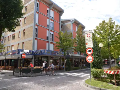 Ferienwohnung für 9 Personen (85 m²) in Bibione 1/10
