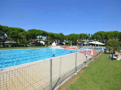 Ferienwohnung für 7 Personen (65 m²) in Bibione 2/10
