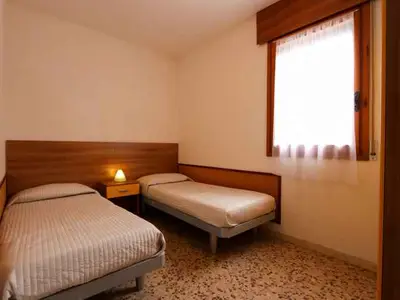 Ferienwohnung für 3 Personen (40 m²) in Bibione 6/10
