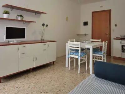Ferienwohnung für 6 Personen (50 m²) in Bibione 6/10