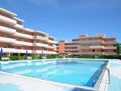 Ferienwohnung für 5 Personen (45 m²) in Bibione 1/10