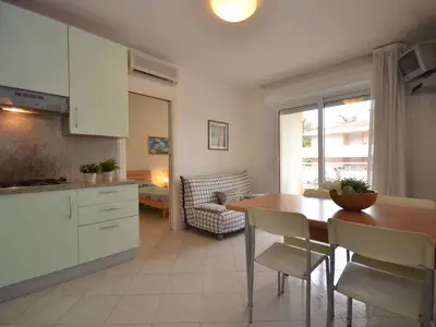 Ferienwohnung für 5 Personen (35 m²) in Bibione 4/10