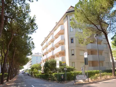 Ferienwohnung für 6 Personen (60 m²) in Bibione 3/10