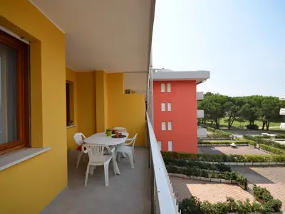 Ferienwohnung für 5 Personen (35 m²) in Bibione 1/10