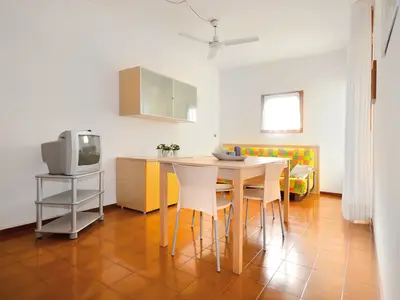 Ferienwohnung für 5 Personen (35 m²) in Bibione 8/10