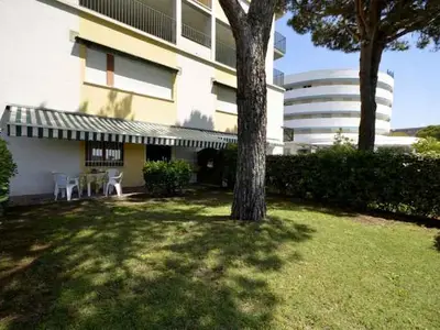 Ferienwohnung für 6 Personen (40 m²) in Bibione 2/10