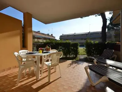 Ferienwohnung für 6 Personen (60 m²) in Bibione 3/10