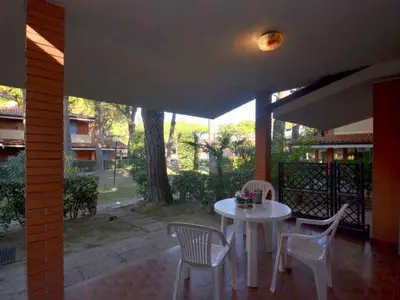 Ferienwohnung für 5 Personen (35 m²) in Bibione 2/10
